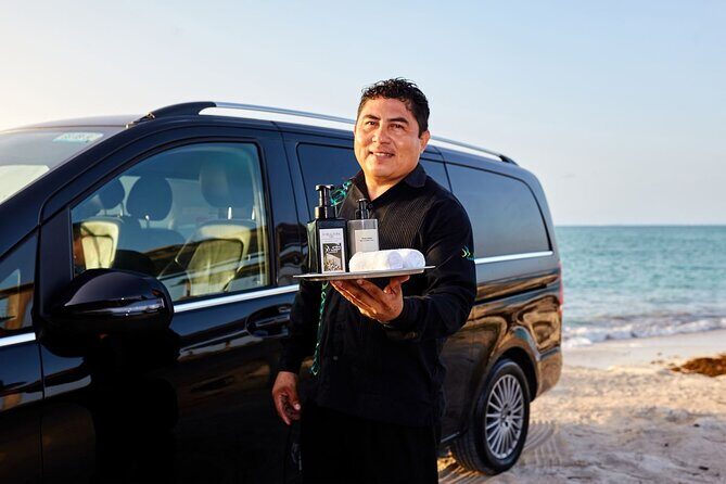 Departures in Mercedes Benz from Puerto Aventuras to Cancun Airport - The Experience in Detail