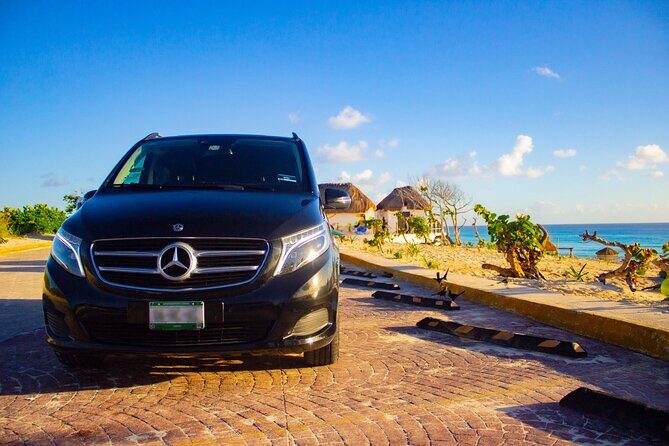 Departures in Mercedes Benz from Puerto Morelos to Cancun Airport - A Detailed Look at the Private Mercedes Benz Transfer Experience