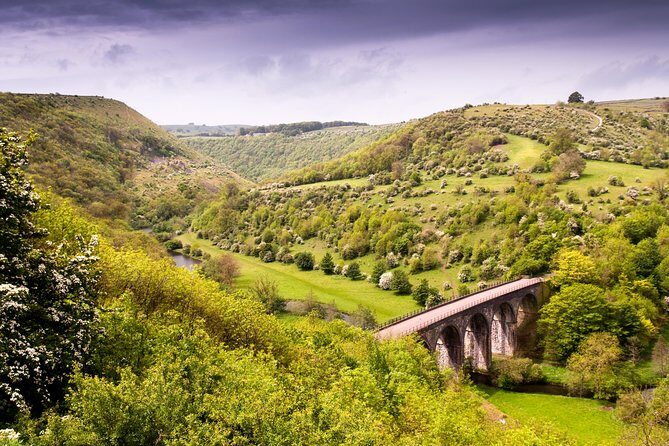 Derbyshire & the Peak District from Manchester - Who Will This Tour Suit Best?