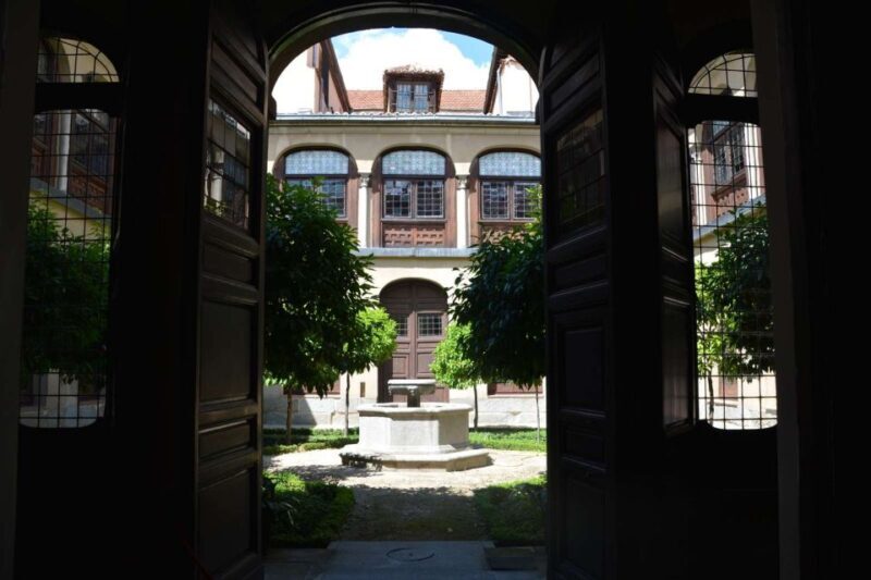 Descalzas Reales Monastery Tour with Tickets - A Closer Look at the Descalzas Reales Monastery Tour
