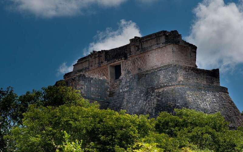 Desde Merida: Uxmal and Hacienda Mucuyché Full-Day Tour - Key Points