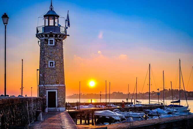 Desenzano Sunset Walking and Boat Tour with a Drink On Board - Exploring Desenzano del Garda: A Sunset Walk and Boat Ride Experience