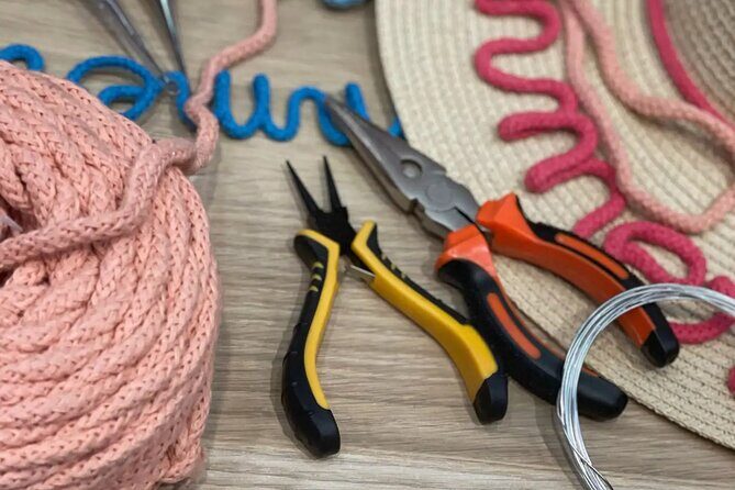 Design and Craft a Raffia Bag in Barcelona - FAQs