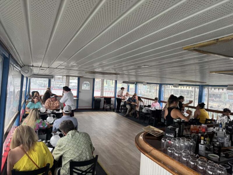 Destin: Murder Mystery Dinner Cruise - Food and Beverage