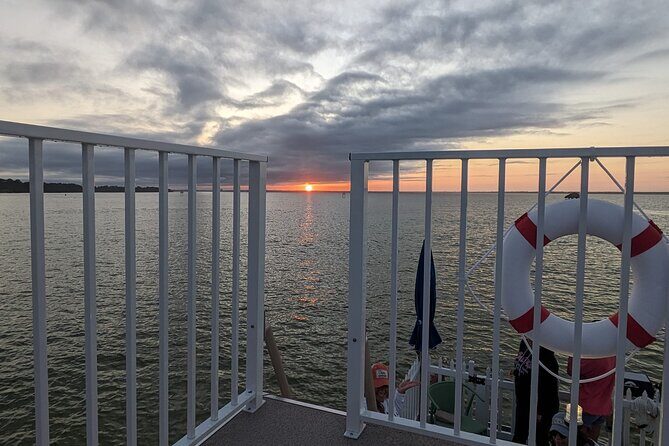 Destin: Sunset Cruise on a Back Porch Style Pontoon - FAQs