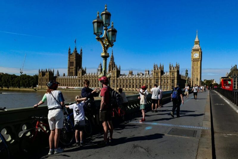 Destination London: E-Bike Tour - Exploring London on Two Wheels: The E-Bike Tour Experience