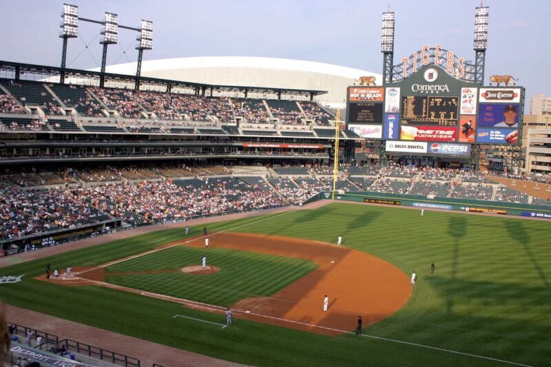 Detroit: Detroit Tigers Baseball Game at Comerica Park - A Close Look at the Experience