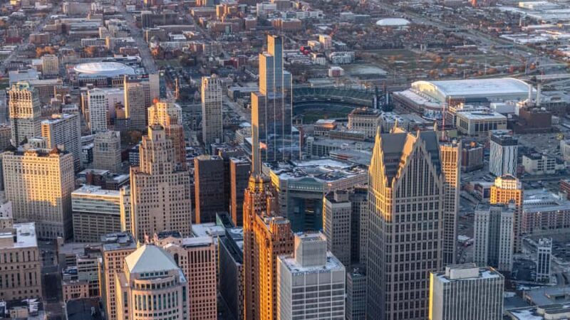 Detroit: Helicopter Rides Over City Landmarks - An Aerial Perspective on Detroit: What to Expect
