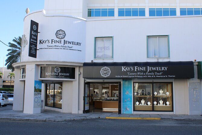 Diamonds and Cocktails a Shopping Experience in Grand Cayman - An Honest Look at the Diamonds and Cocktails Shopping Experience