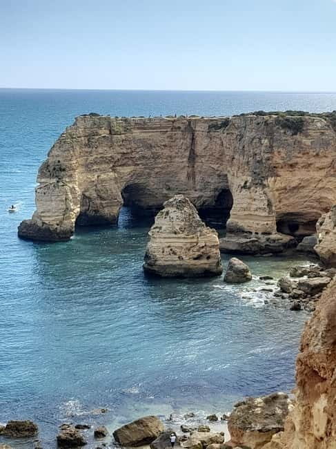 Dicover The Algarve Region and The Local Gastranomy - The Practicalities and What Travelers Can Expect