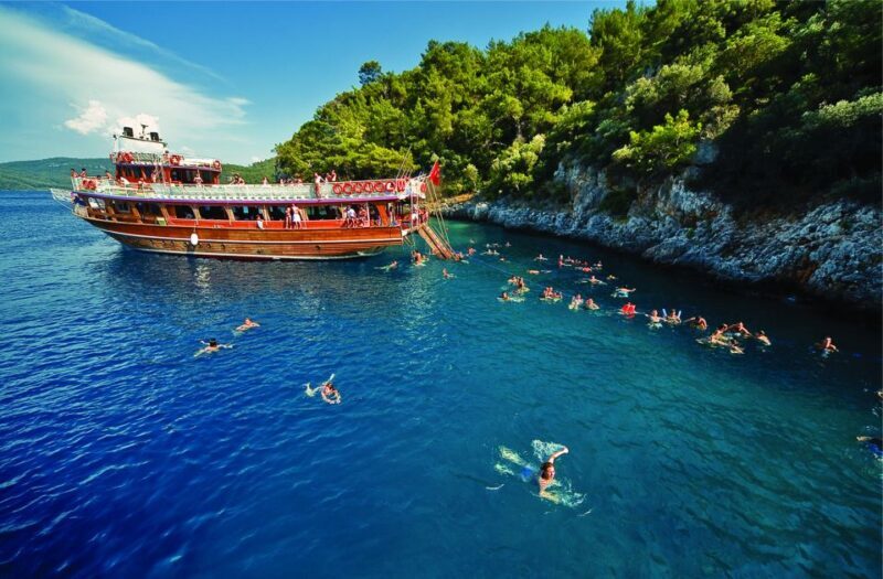 Didim/Altinkum: Lazy Day Boat Trip w/BBQ Lunch - Who Will Love This Experience?