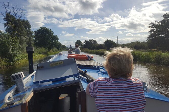 Digby Lock Cruise - Mid Week - A Closer Look at the Digby Lock Cruise Experience
