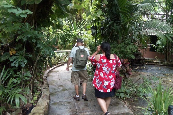 Dilly Dally Walking Tour of Nassau Attractions - FAQs