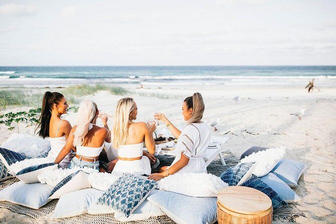 Dine Outdoors in a Stunning Location, Platter of 100% Delicious Local Produce - Outdoor Dining in Tweed Heads: A Feast for the Senses