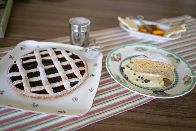 Dining experience at a local's home in Bergamo with show cooking - Frequently Asked Questions