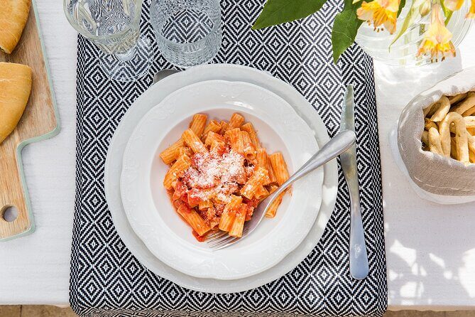 Dining experience at a local's home in Mesagne with cooking demo - An Authentic Taste of Italy: Dining at a Locals Home in Mesagne with a Cooking Demo