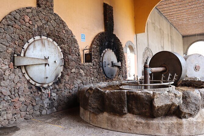 Dinner and Party in Amatitán Tequila and Tradition and Music - Is This Tour Right for You?