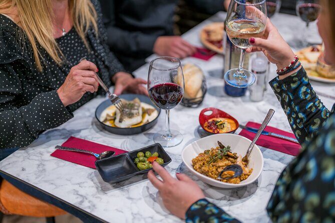 Dinner and Show at Alegría Flamenco & Restaurant in Malaga - A Deep Dive into the Experience