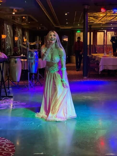 Dinner Cruise with Belly dancer show - Key Points: