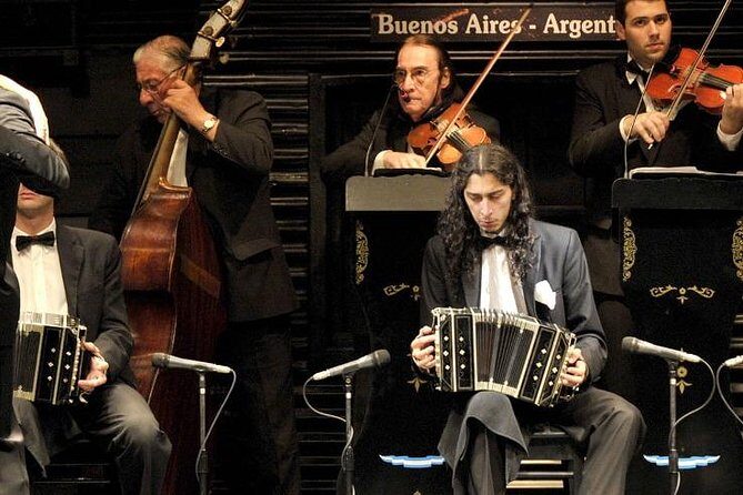 Dinner Tango Show in La Ventana including transfers - A Night in Buenos Aires: Dinner Tango Show at La Ventana