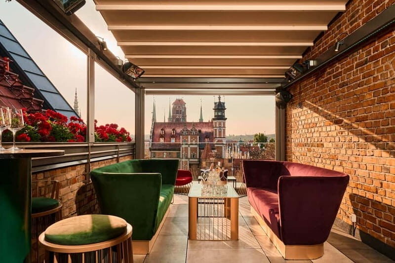 Dinner with a View  7th Floor, Gdask Old Town - A Detailed Look at the Experience