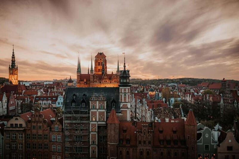 Dinner with a View  7th Floor, Gdask Old Town - FAQs
