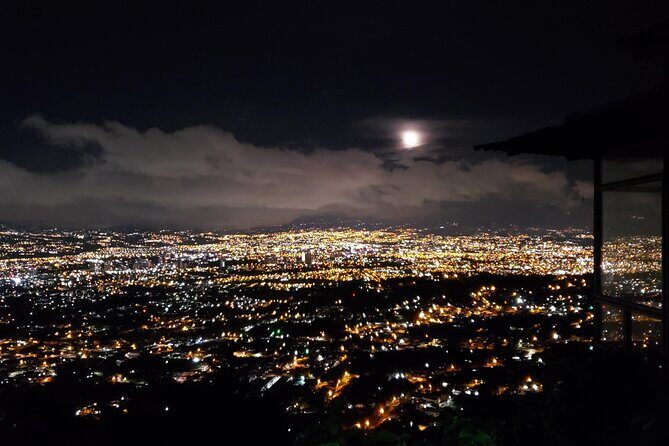 Dinner with Private Show in Tiquicia Traditional Nights - Key Points