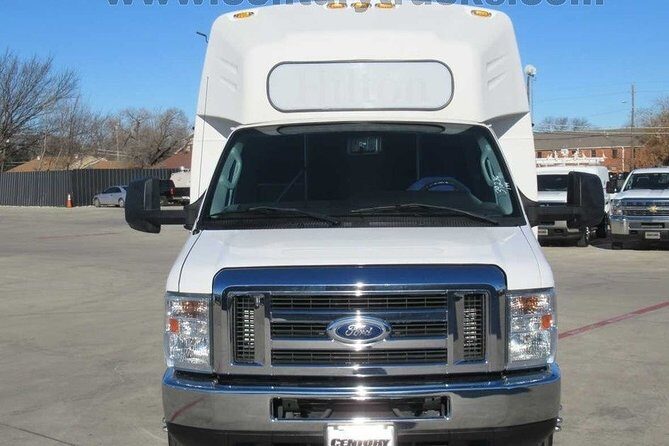 Direct Private Airport Transfer four or more Persons (one way) - A Detailed Look at Nassau’s Private Transfer Service