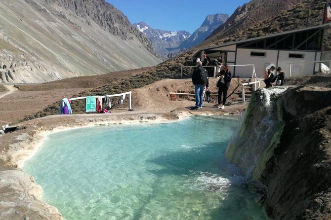 Disconnection in the Natural: Termas de Colina and Embalse el Yeso - An Honest Look at the Experience