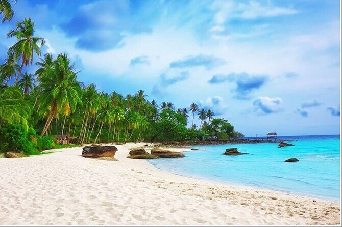 Discover 2 Islands of Phu Quoc by boat - Starting the Day: From Hotel to An Thoi Port