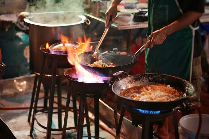 Discover a Taste of Chinatown  2 Hr Walking Tour - Key Points