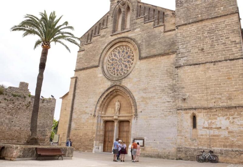 Discover Alcudia's Hidden Gems: Walking Tour of the Old Town - Who Will Appreciate This Tour?
