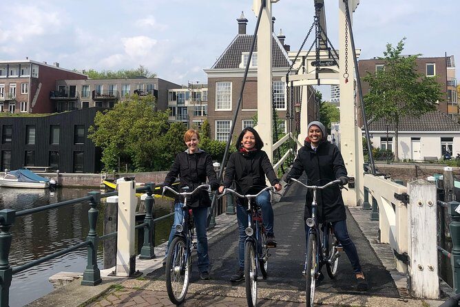 Discover Amsterdam: The Ultimate City Bike Tour - FAQ