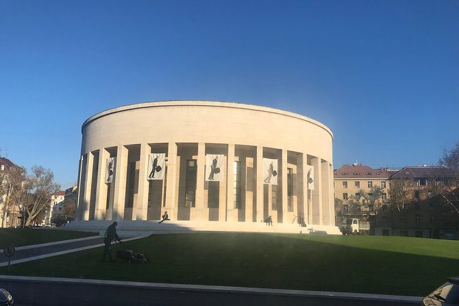 Discover and fall in love with Zagreb - private walking tour - Exploring Ilica Street and the Vibrant Square of Petar Preradovic