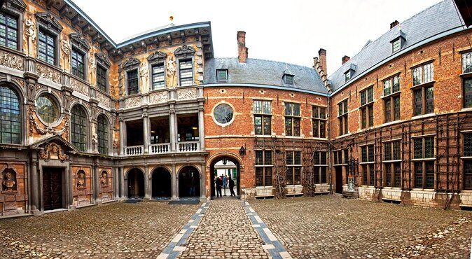 Discover Antwerp with this Outside Escape city game tour! - Key Points