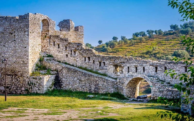 "Discover Berat: Explore By Walking" - FAQ