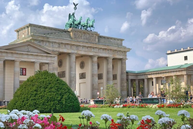 Discover Berlin Express Tour: 2hr Highlights - What to Expect on the Tour