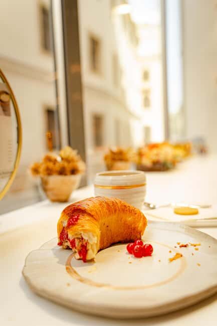 Discover Budapest: Coffee and Photo Guided Tour - The Sum Up: Is It Worth It?