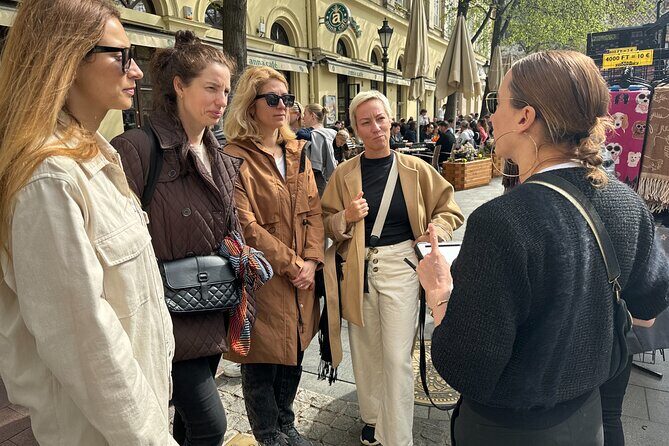 Discover Budapest Using Tram Two - Practical Details and Considerations