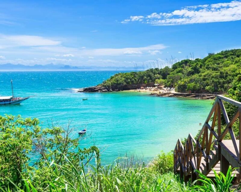 Discover Búzios Beaches and Boat Tours - Leaving from Búzios - Exploring Rua das Pedras and Enjoying a Delicious Lunch