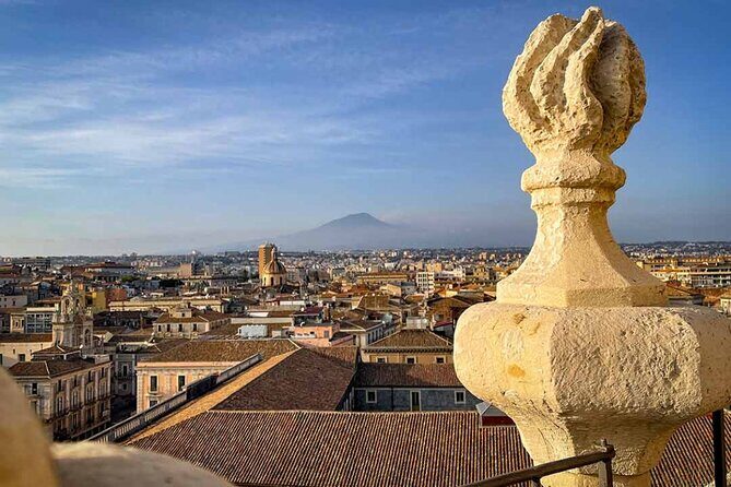 Discover Catania from fabulous viewpoints with your personal photographer - Seaside stroll at Lungomare di Ognina