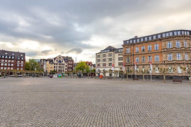 Discover Dusseldorfs most Photogenic Spots with a Local - Discover Düsseldorf’s Most Photogenic Spots with a Local
