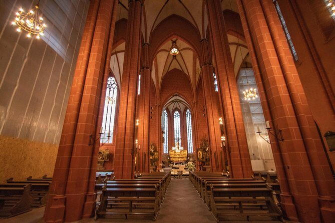 Discover Frankfurts most Photogenic Spots with a Local - FAQs
