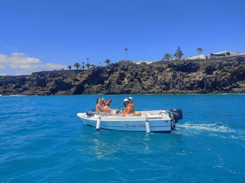 "Discover Freedom: Rent a Boat, No License Required!" - Who This Experience Suits Best