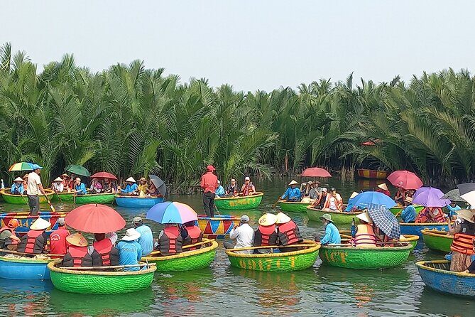 Discover Hoi An by Bamboo Basket and Lantern Boat - Exploring Hoi An with a Bamboo Basket and Lantern Boat Tour