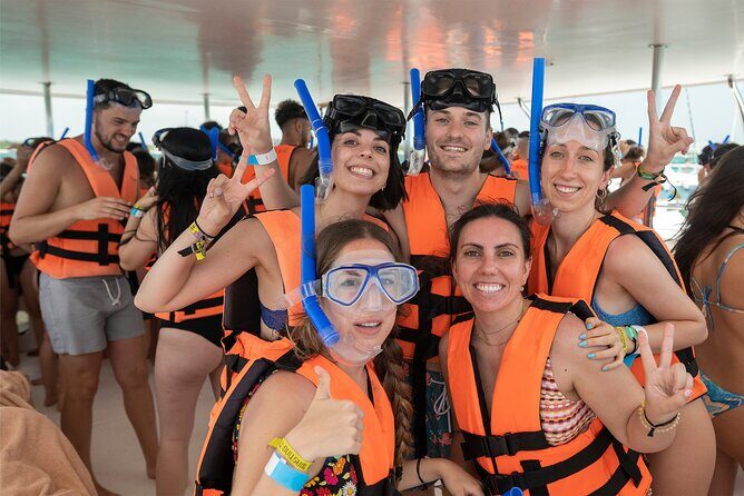 Discover Isla Mujeres on an All inclusive Catamaran tour - Key Points