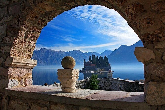 Discover Korcula from Dubrovnik - Transportation and Group Dynamics
