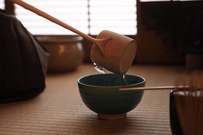 Discover Kyotos Landmarks with Living Traditions - Key Points