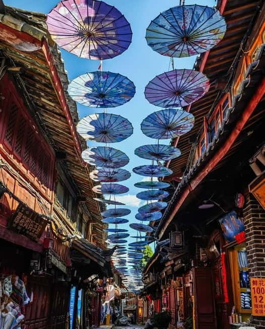 Discover Lijiang: Old Town, Paper-Making & Breathtaking View - Lion Hill Scenic Viewpoint: A Panoramic Finale