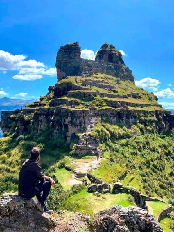 Discover Machu Picchu and 7 lagoons + Hotel - Who’s It Best For?